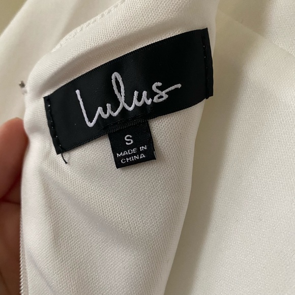 White bridal dress with lace back detail - Picture 3 of 4